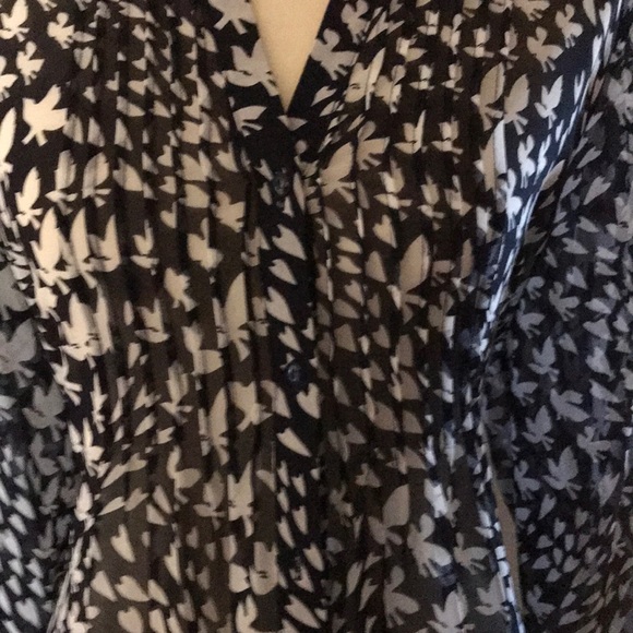 Blouse - Picture 2 of 3